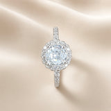 Éclat Wide Band Solitaire Adjustable Ring