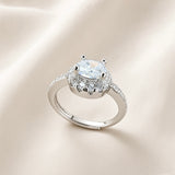 Éclat Wide Band Solitaire Adjustable Ring